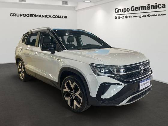 VOLKSWAGEN TAOS 1.4 250 TSI TOTAL FLEX HIGHLINE AUTOMÁTICO